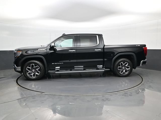 Used 2024 GMC Sierra 1500 SLT w/ SLT Premium Plus Package AWD/4WD image 8