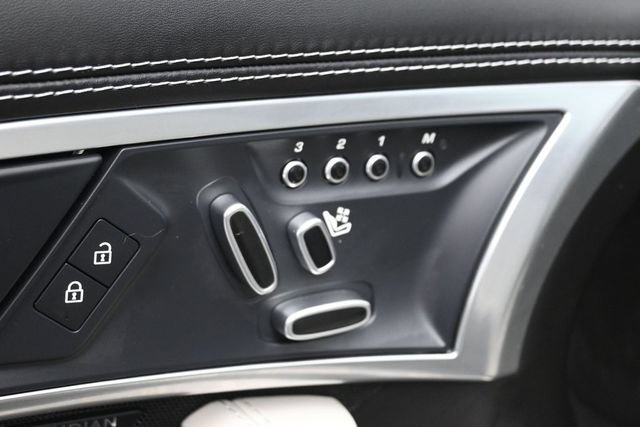 Used 2023 Jaguar F-TYPE R-Dynamic AWD/4WD image 19