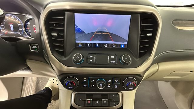 Used 2023 GMC Acadia Denali w/ Denali Ultimate Package AWD/4WD image 25