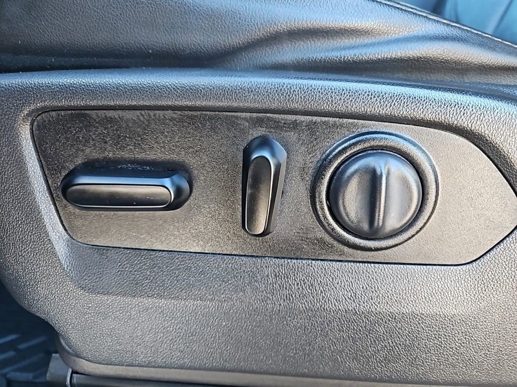 Used 2020 Chevrolet Silverado 1500 LT Trail Boss image 20