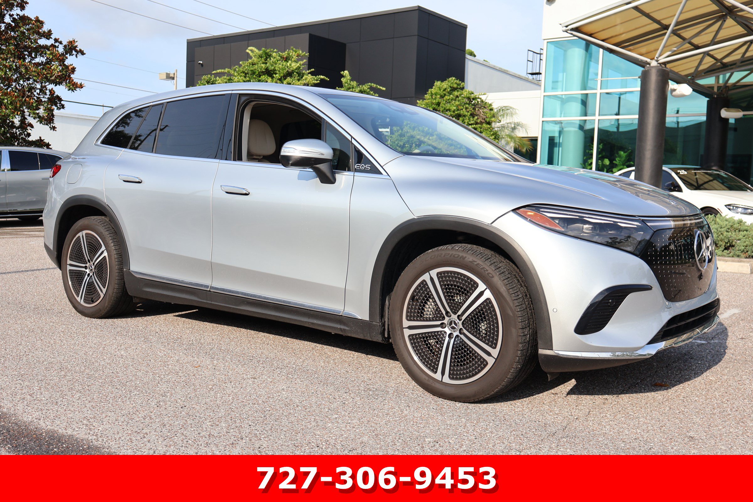 Used 2023 Mercedes-Benz EQS 450+ SUV image 12