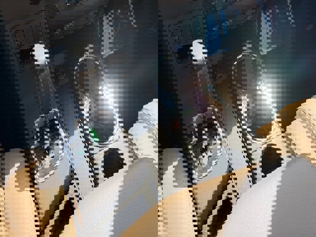 Used 2020 Toyota Sequoia Limited w/ Safety & Convenience Package image 19