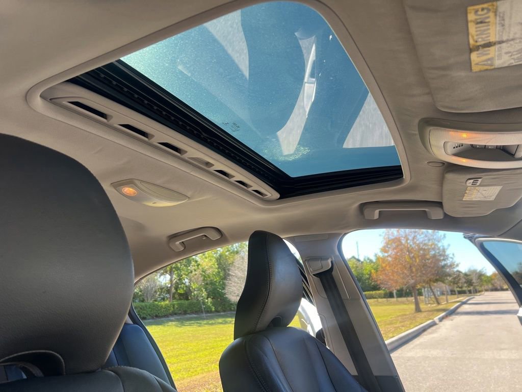 Used 2016 Volvo S60 T5 Premier w/ Convenience Package image 32