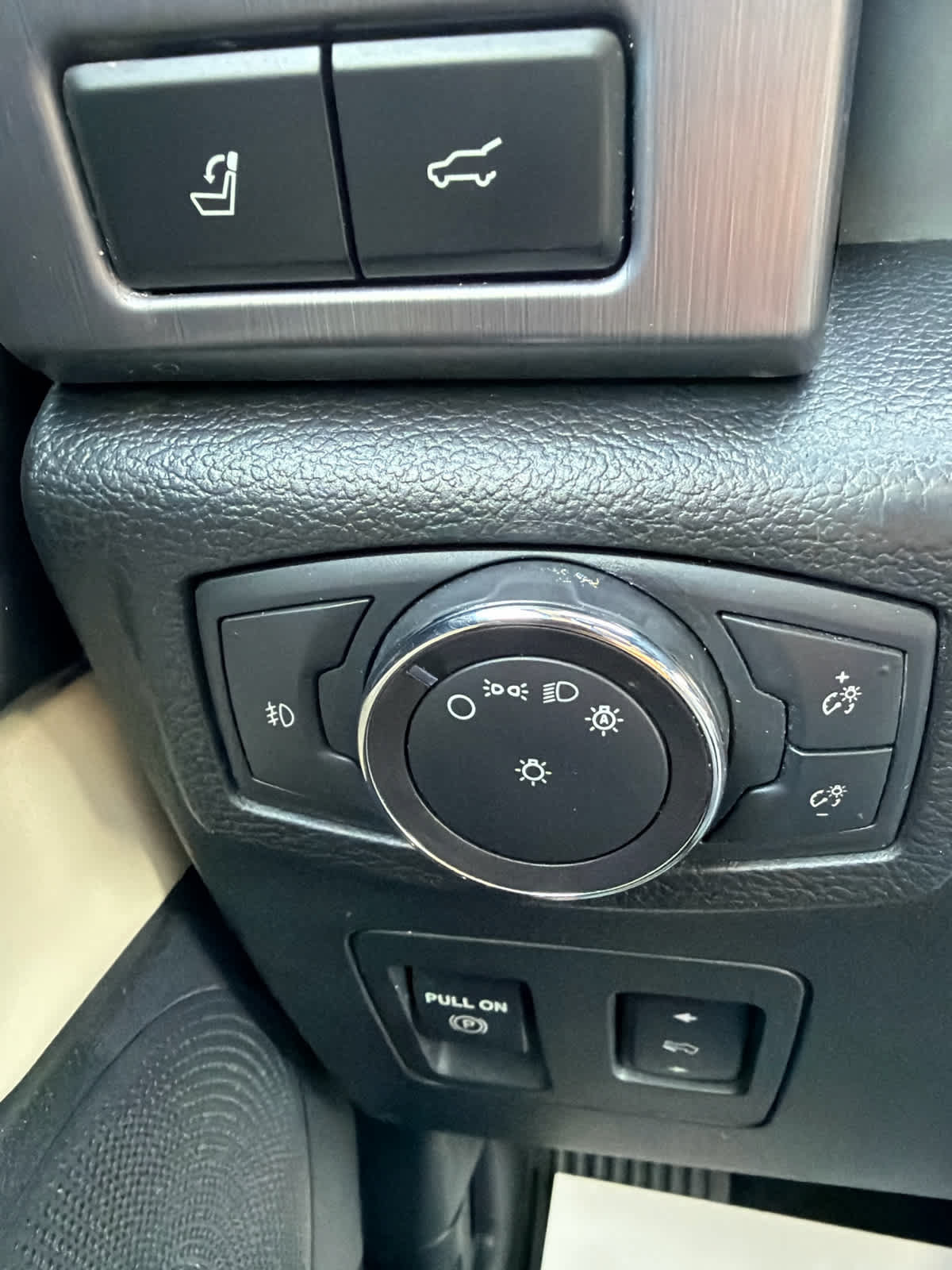 Used 2019 Ford Expedition Platinum AWD/4WD image 28