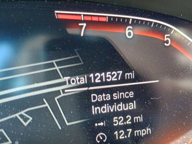 Used 2021 BMW 540i xDrive w/ M Sport Package image 28