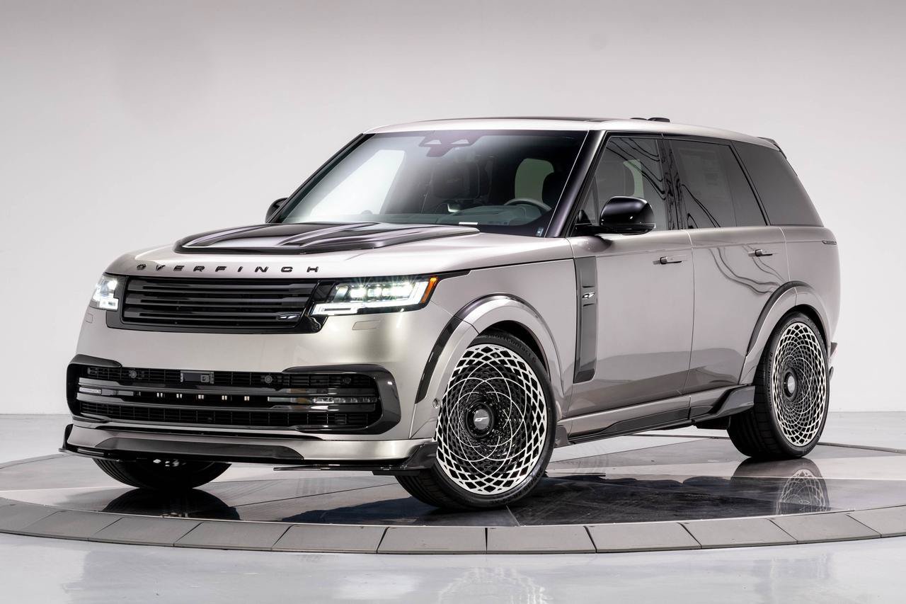 Used 2025 Land Rover Range Rover SV