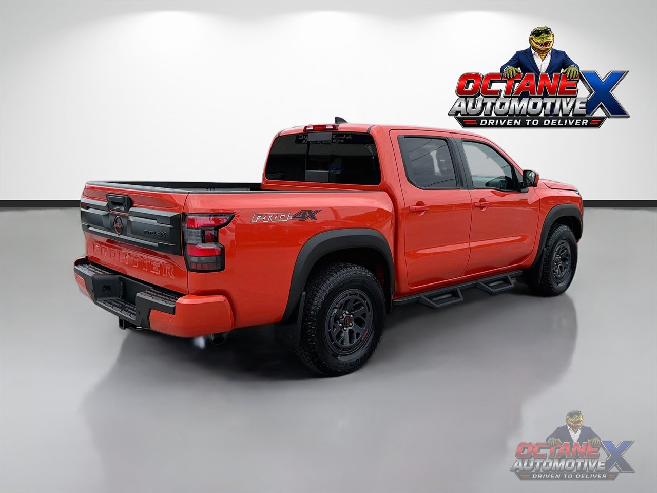 Used 2025 Nissan Frontier PRO-4X w/ Pro Convenience Package AWD/4WD image 7