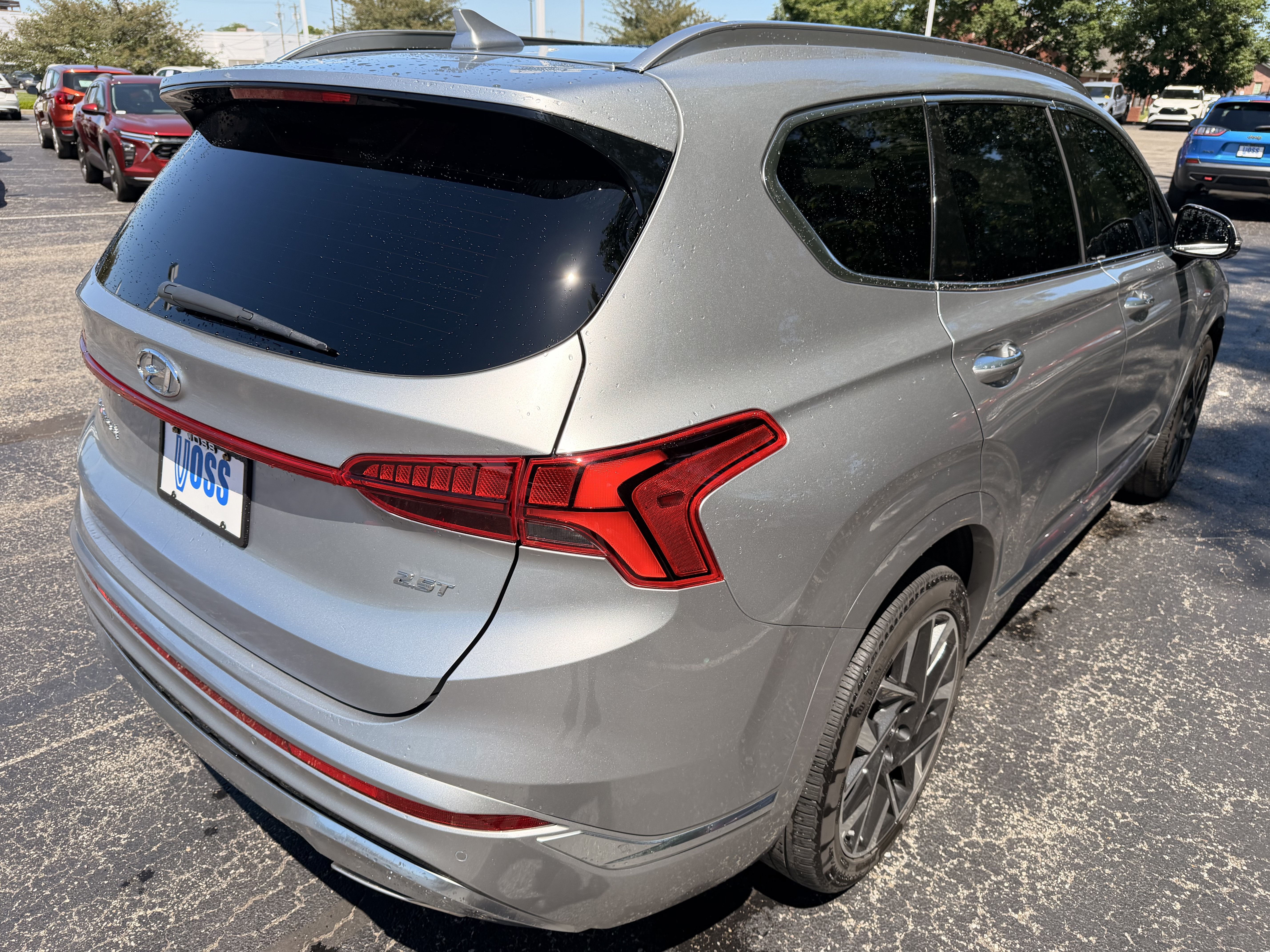 Used 2023 Hyundai Santa Fe Calligraphy FWD image 3