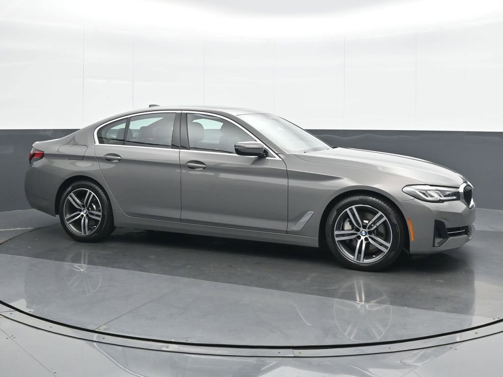 Used 2022 BMW 530i xDrive AWD/4WD image 8