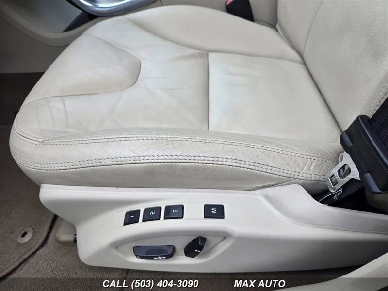 Used 2013 Volvo XC60 T6 AWD/4WD image 13