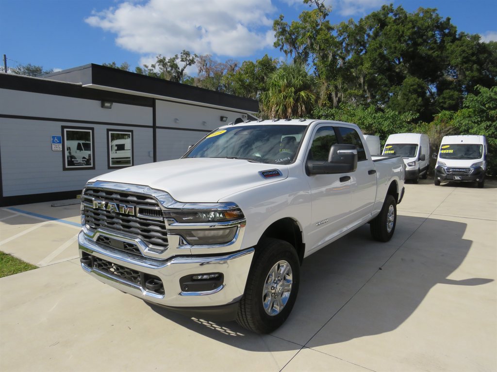 Used 2025 RAM 2500 Big Horn image 2