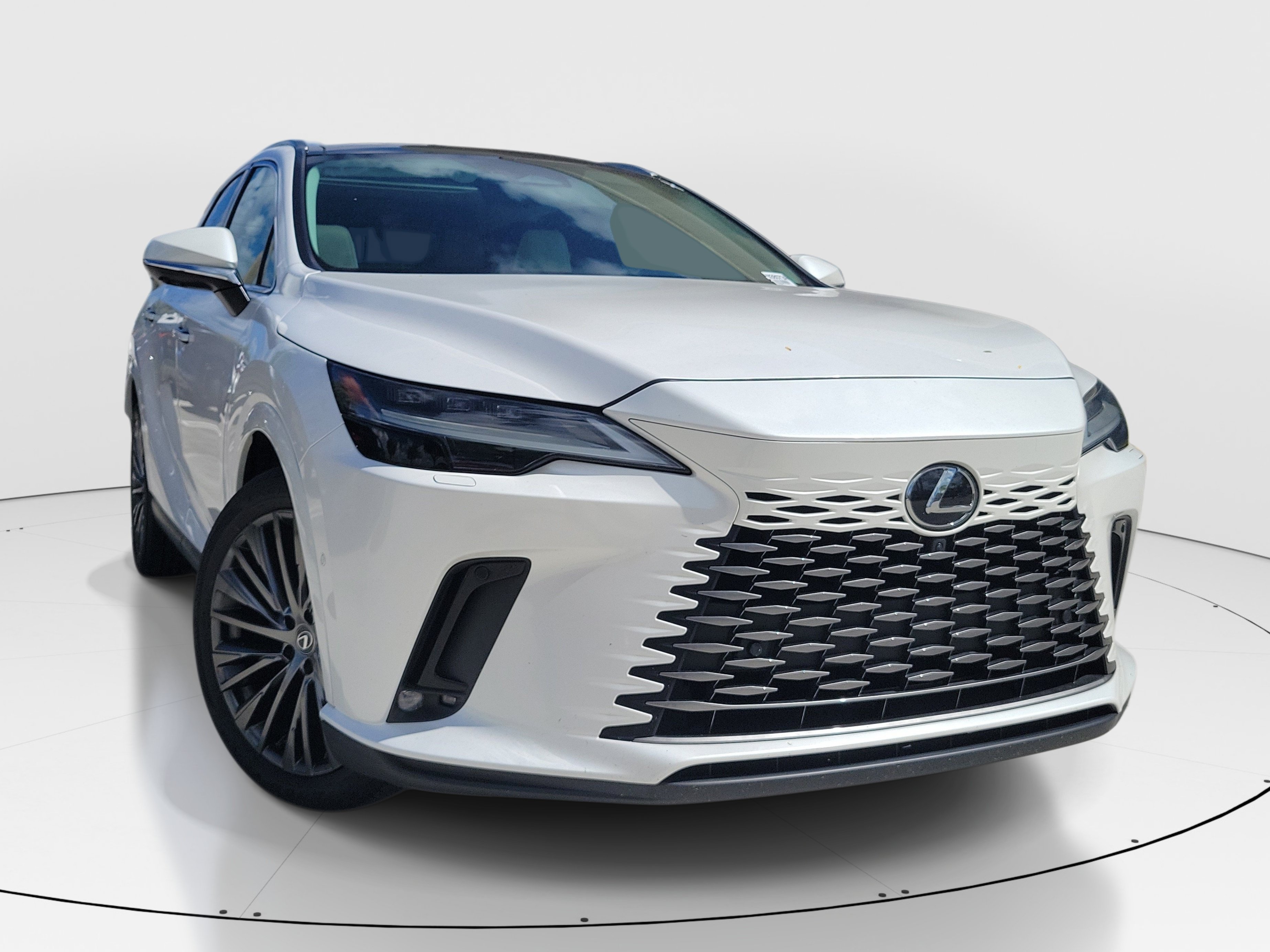 Used 2023 Lexus RX 350 FWD w/ Cold Area Package image 2