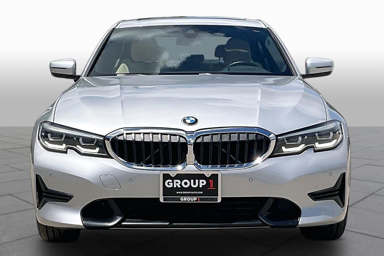 Used 2019 BMW 330i Sedan RWD image 3