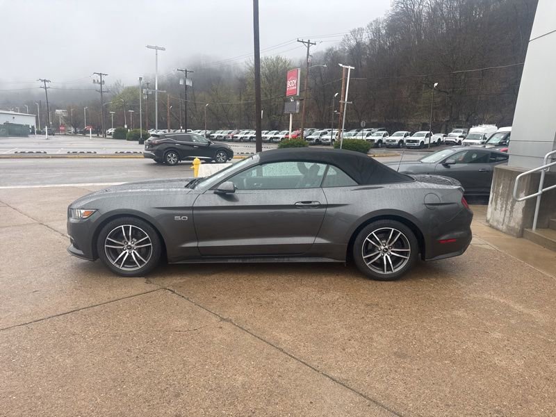 Used 2017 Ford Mustang GT Premium image 4