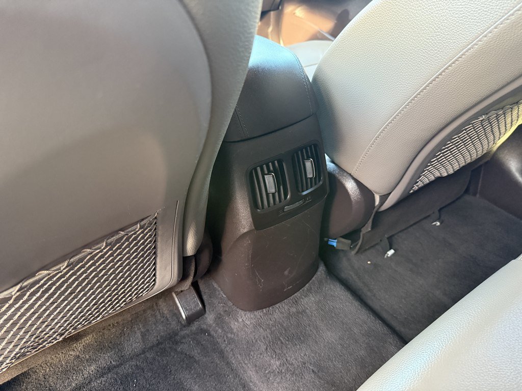 Used 2015 Hyundai Tucson SE AWD/4WD image 16
