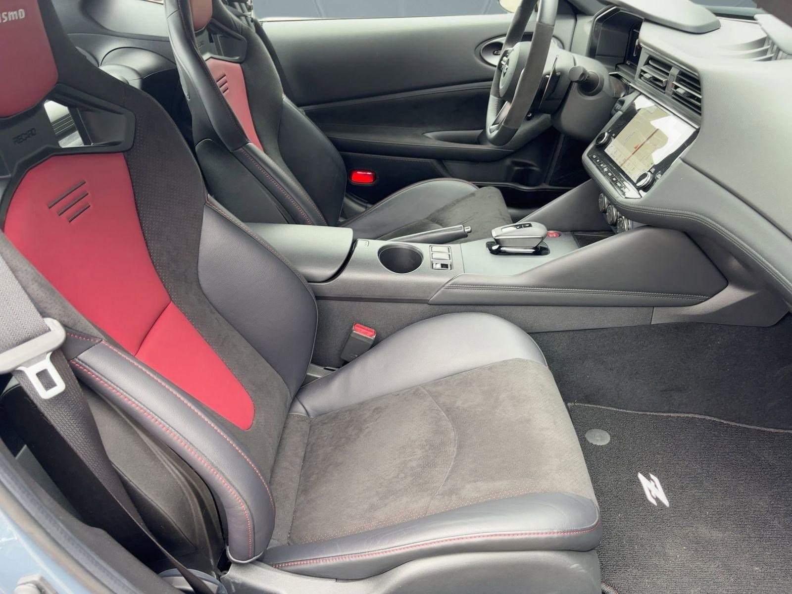 New 2024 Nissan Z NISMO w/ Floor Mat Package image 30