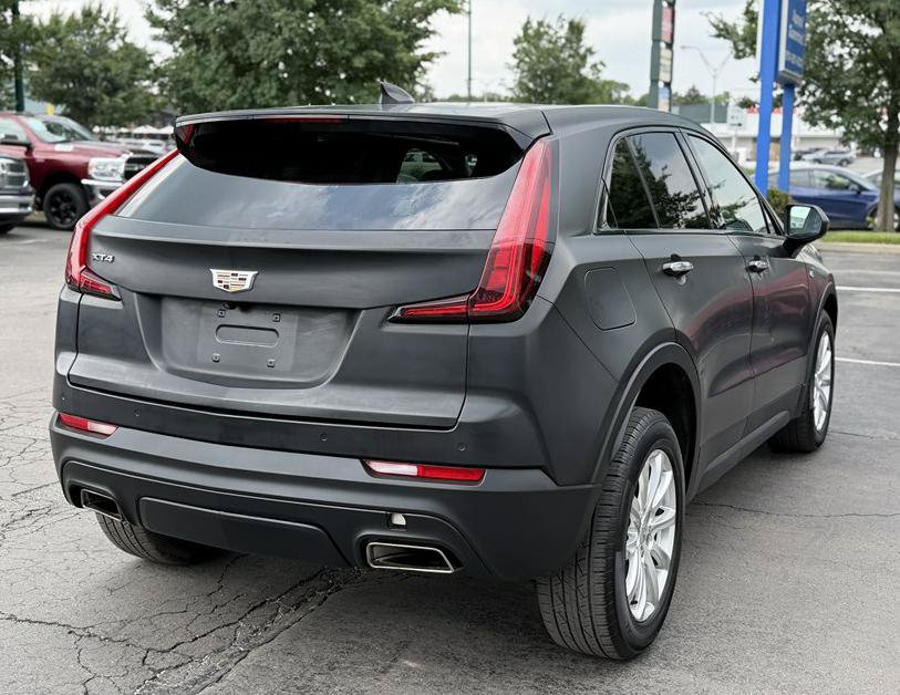 Used 2019 Cadillac XT4 Luxury w/ Cold Weather Package AWD/4WD image 6