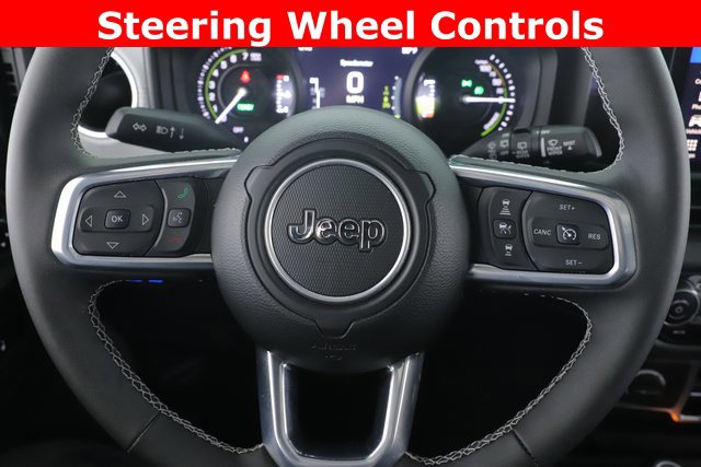 Used 2025 Jeep Wrangler Unlimited Sahara image 20