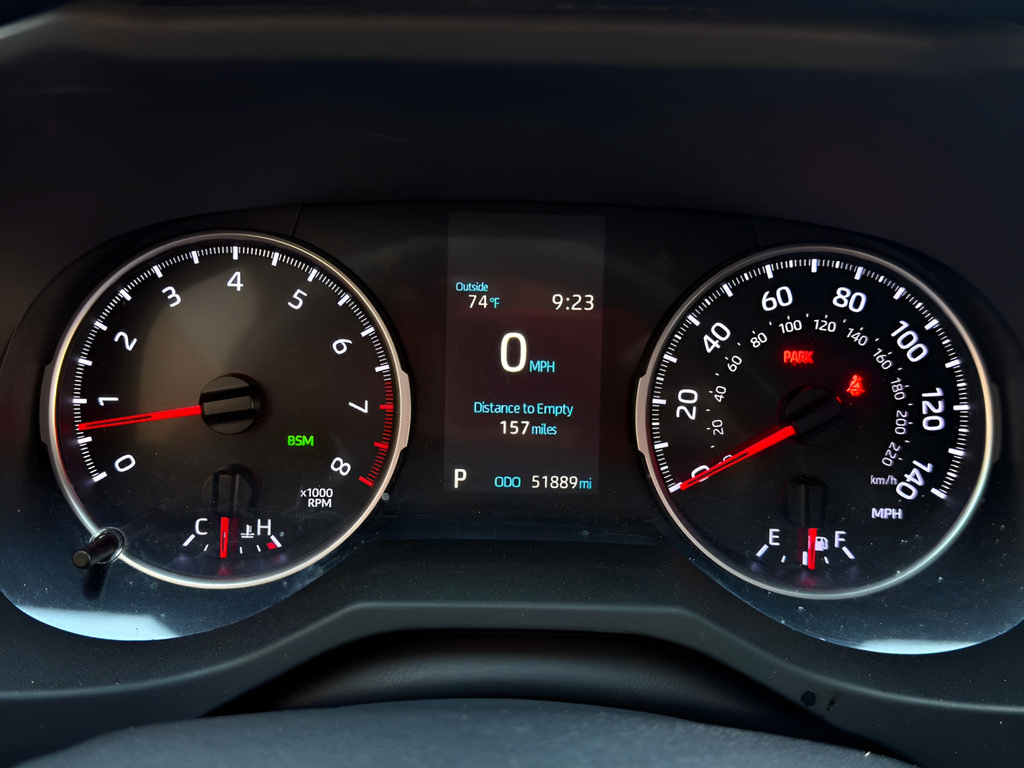 Used 2019 Toyota RAV4 XLE AWD/4WD image 10