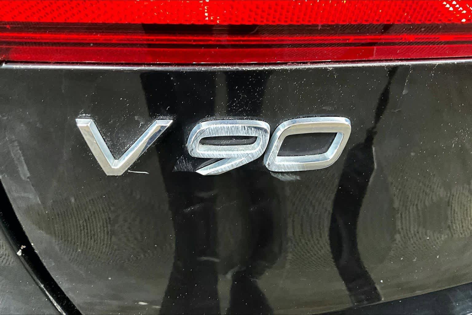 Used 2020 Volvo V90 T6 Cross Country AWD/4WD image 10