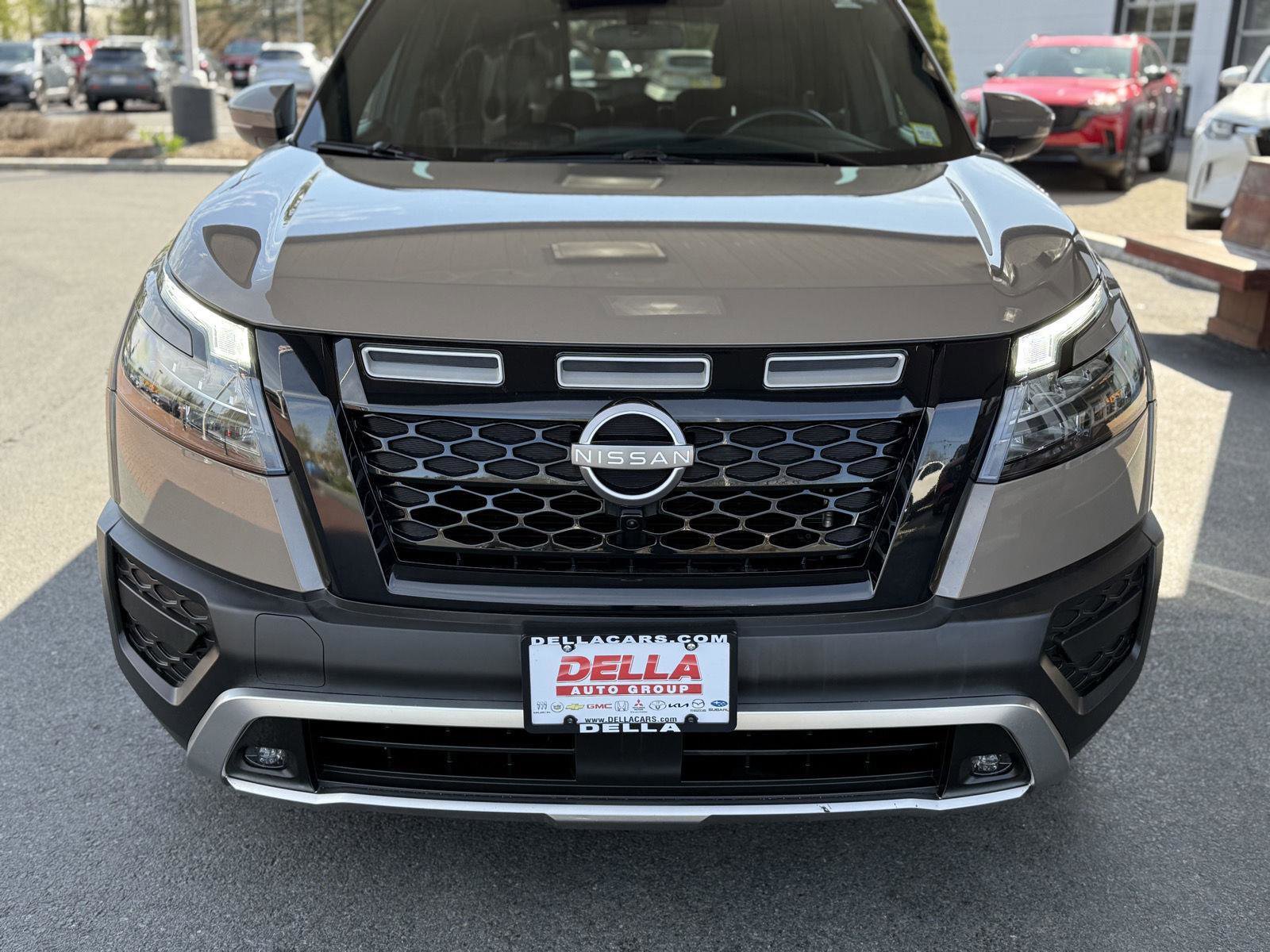 Used 2023 Nissan Pathfinder Rock Creek AWD/4WD image 2