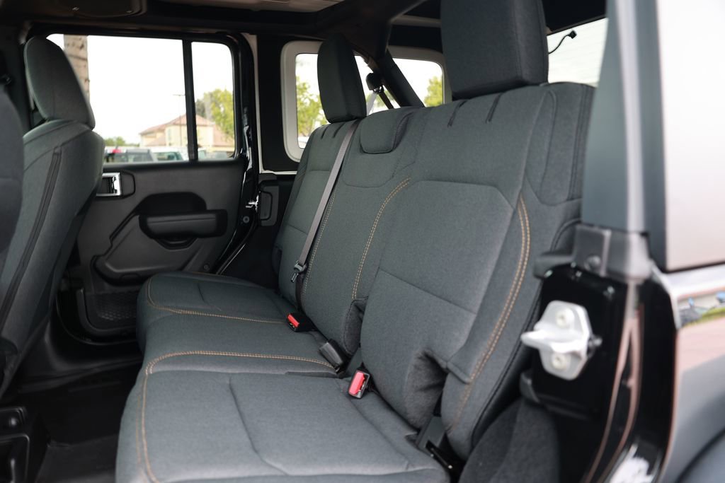 New 2026 Jeep Wrangler Unlimited Sport image 30