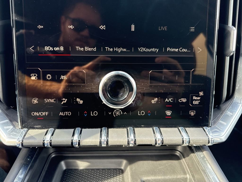 Used 2025 GMC Acadia Elevation FWD image 18