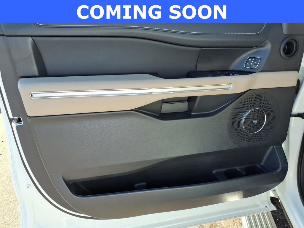 Used 2023 Ford Expedition Limited AWD/4WD image 15