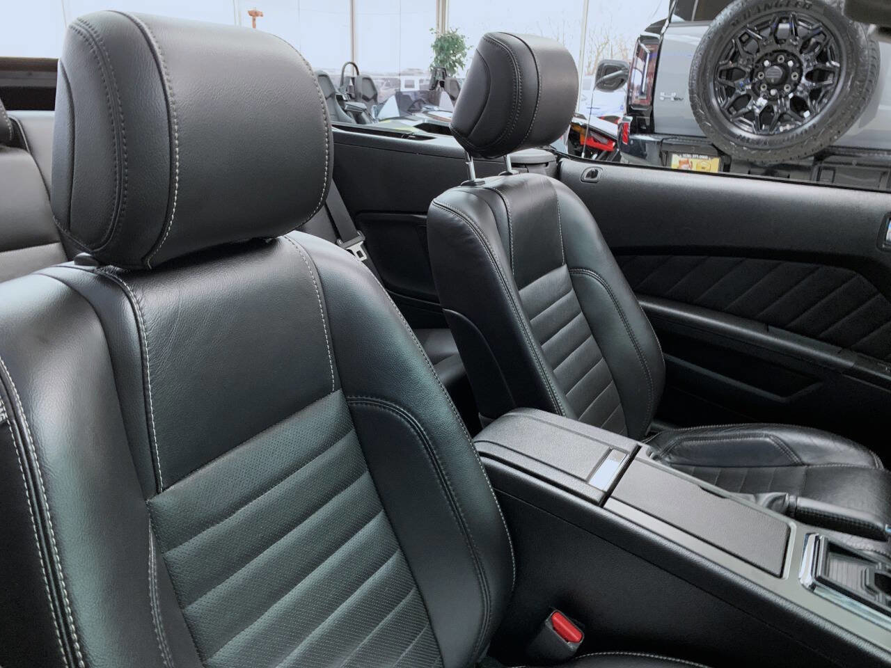 Used 2014 Ford Mustang GT w/ Electronics Package image 10