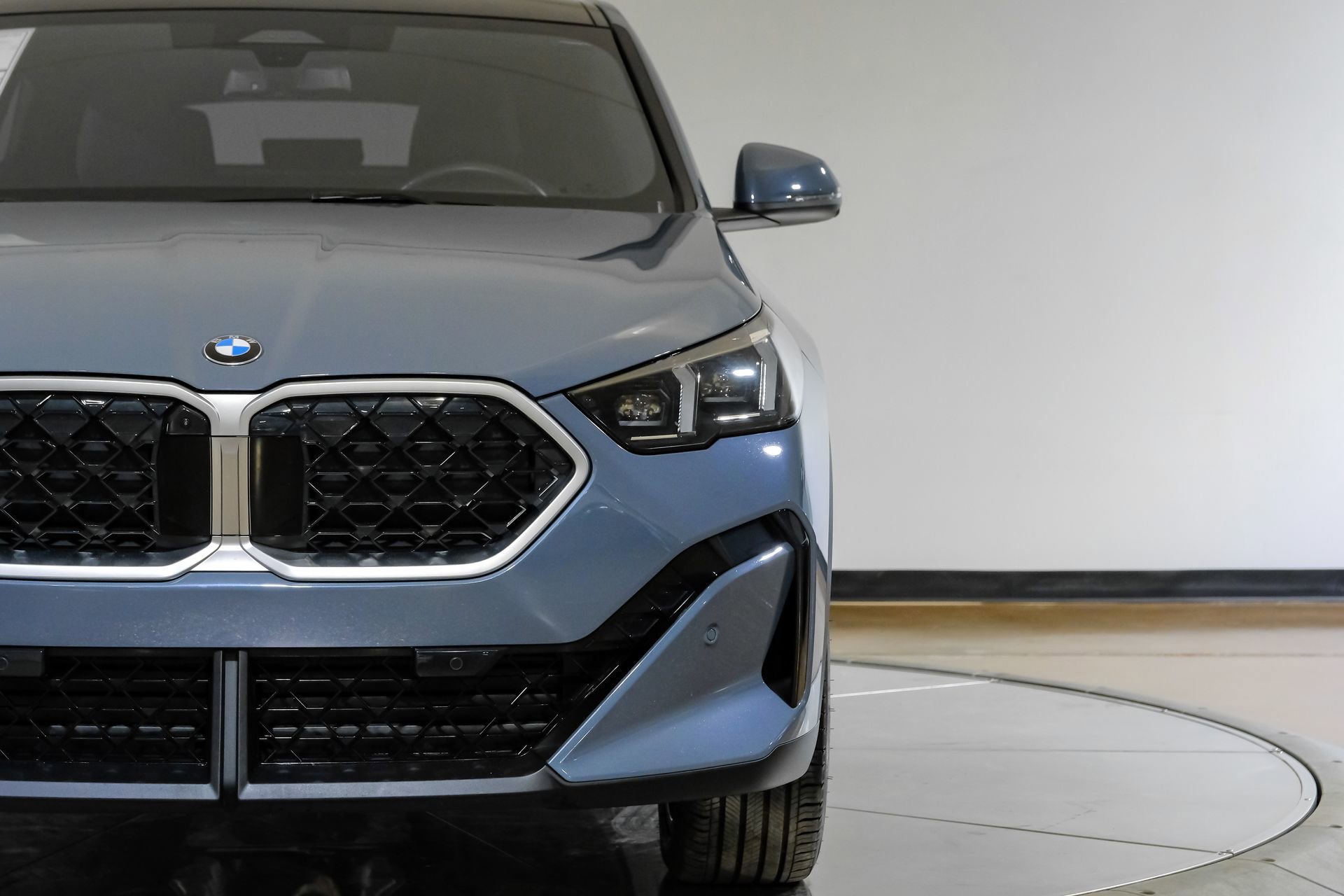 Used 2025 BMW X2 xDrive28i image 50