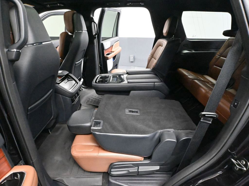 Used 2024 Lincoln Navigator Reserve w/ Equipment Group 201A image 49