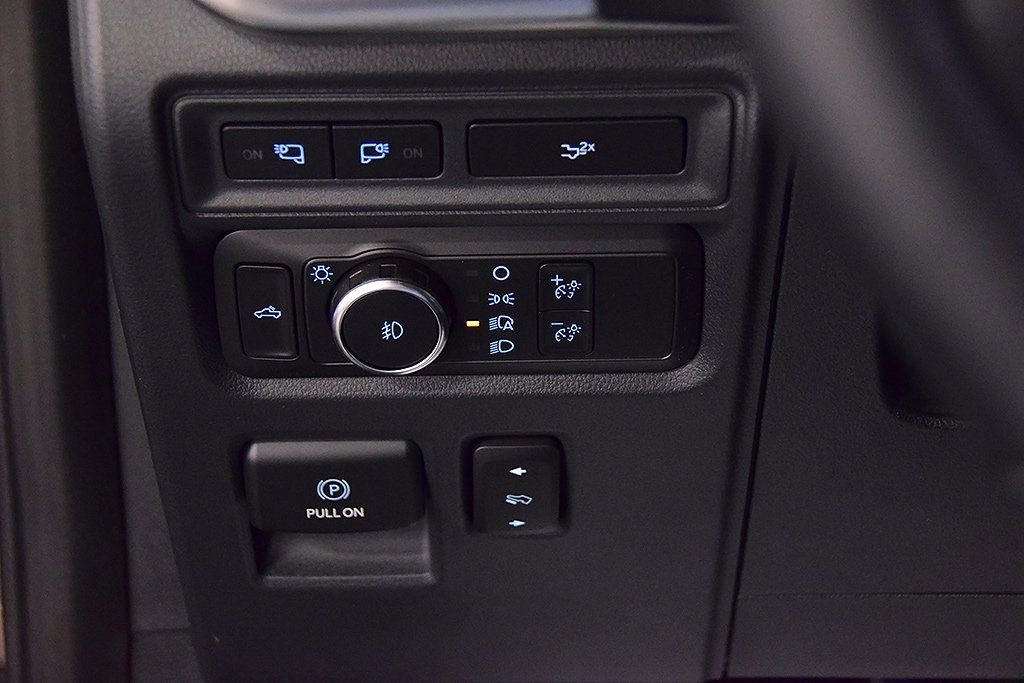 Used 2022 Ford F150 Lariat w/ Equipment Group 502A High image 23