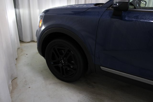 Used 2023 Kia Telluride EX X-Line image 9