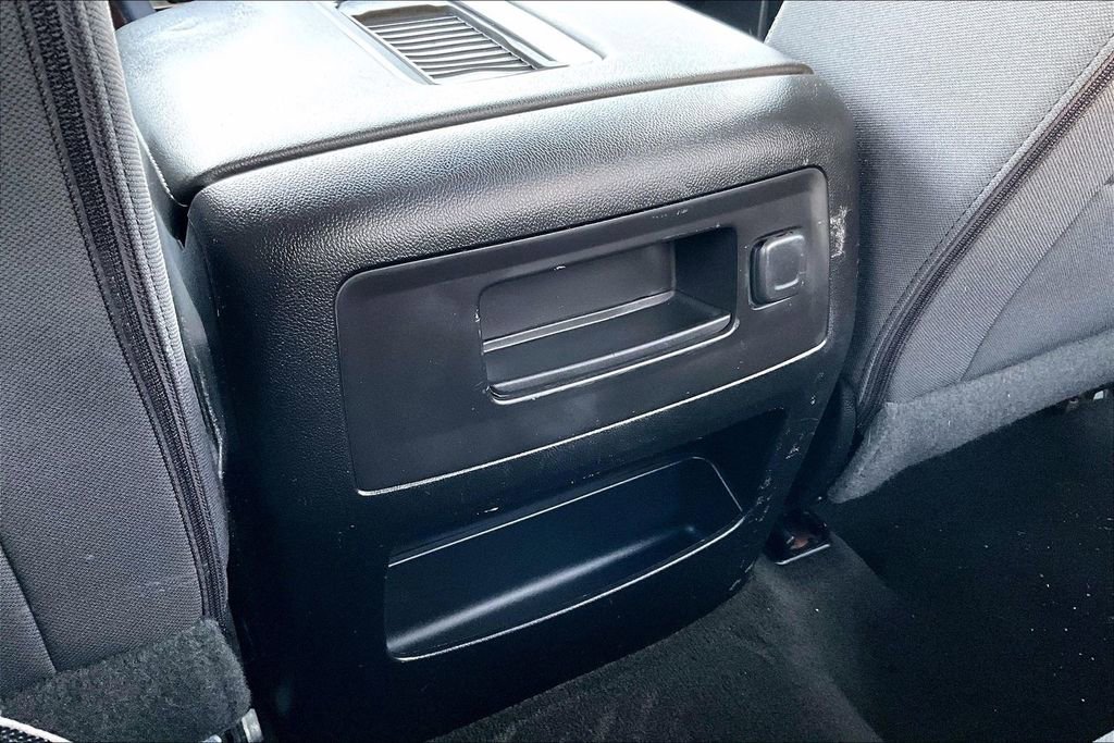 Used 2016 GMC Sierra 2500 SLE w/ SLE Preferred Package image 11