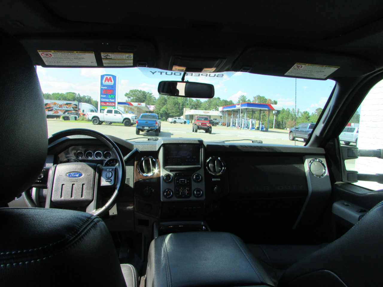 Used 2014 Ford F250 Lariat w/ Lariat Ultimate Package image 10