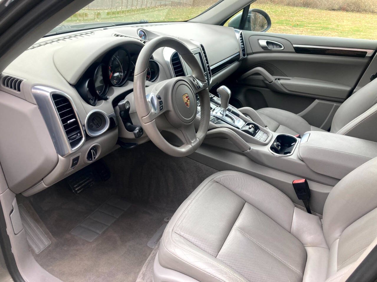 Used 2014 Porsche Cayenne AWD/4WD image 19
