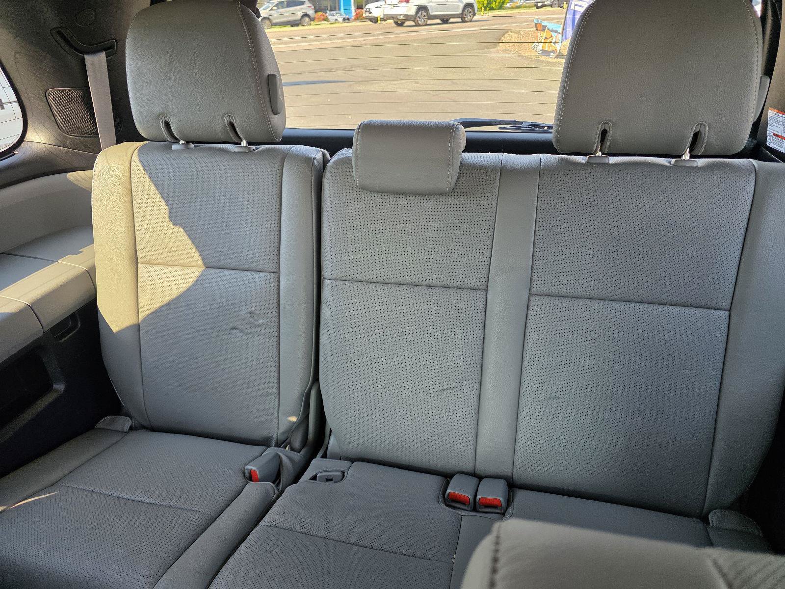 Used 2018 Toyota Sequoia Platinum AWD/4WD image 14