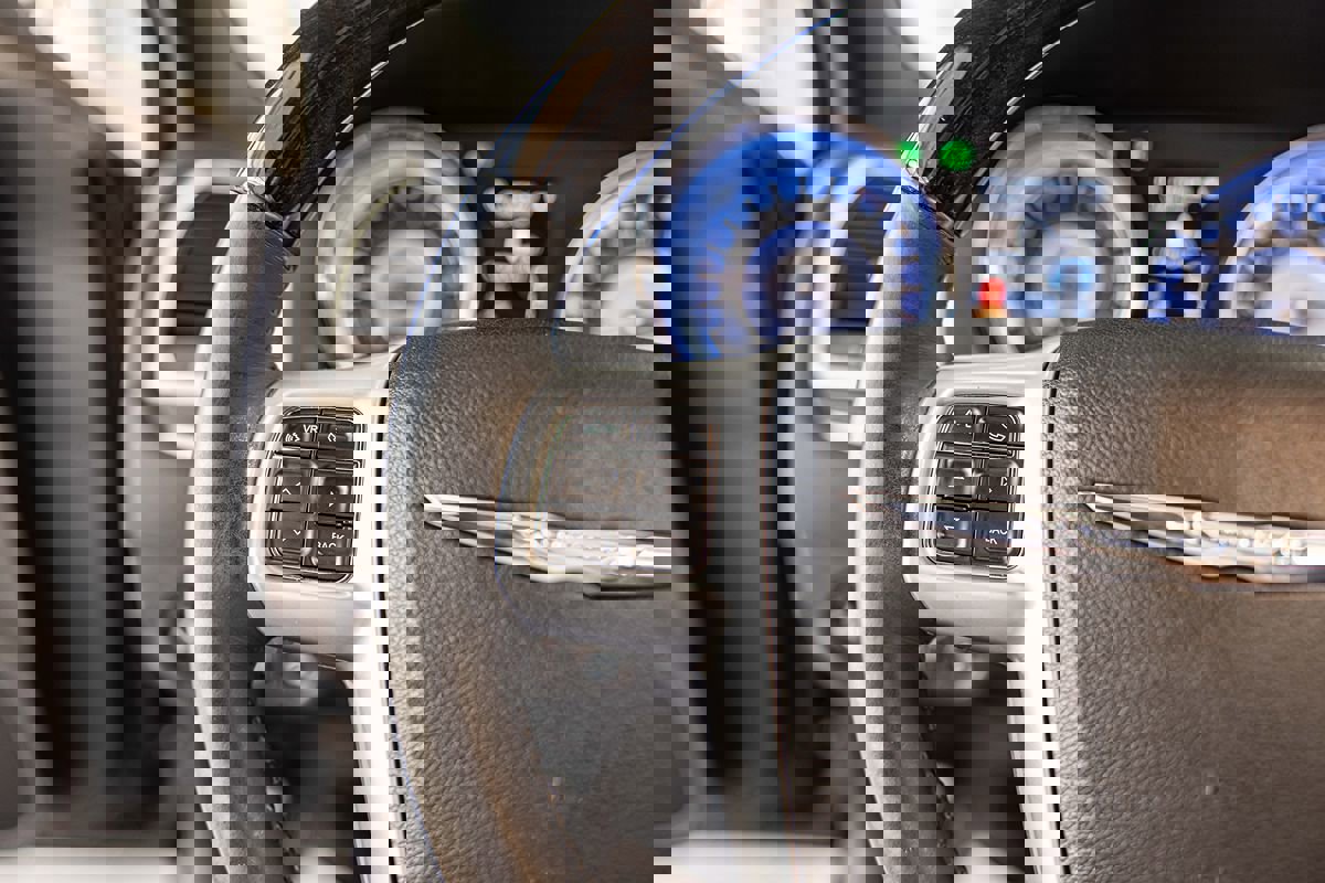 Used 2012 Chrysler 300 C w/ 19-Premium Speaker Group AWD/4WD image 23