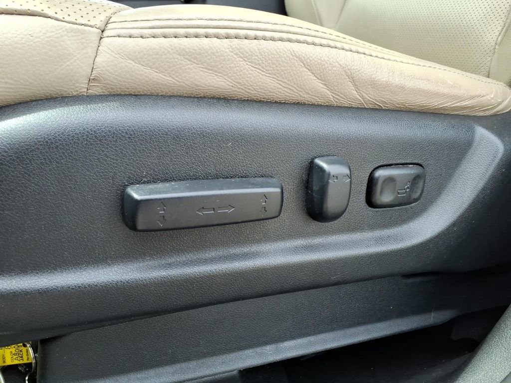 Used 2015 Honda CR-V Touring image 5