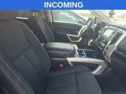 Used 2018 Nissan Titan SV w/ SV Convenience Package RWD image 10