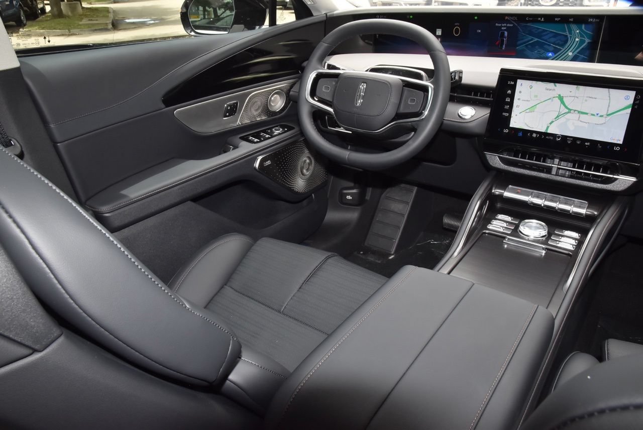 New 2026 Lincoln Nautilus Reserve AWD/4WD image 22