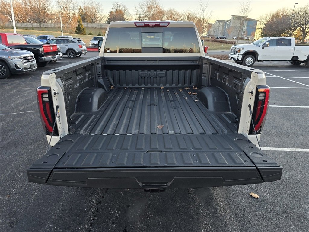 New 2026 GMC Sierra 2500 AT4X image 28