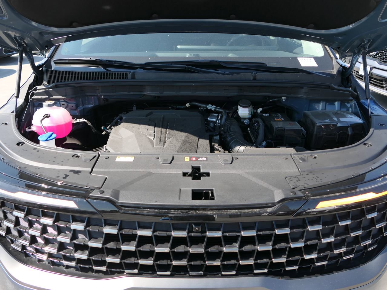 New 2026 Kia Carnival SX w/ SX Dark Edition Package image 29