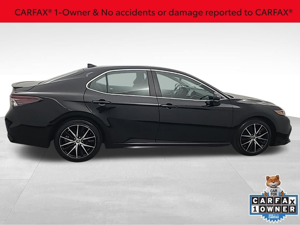 Used 2023 Toyota Camry SE w/ Cold Weather Package video 2