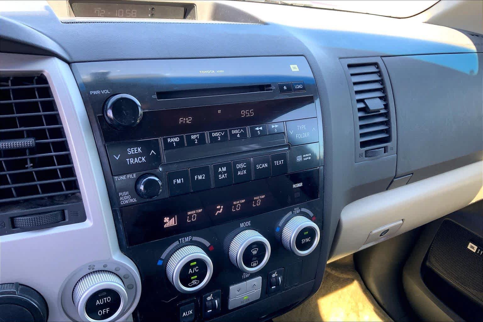 Used 2008 Toyota Sequoia Limited RWD image 33