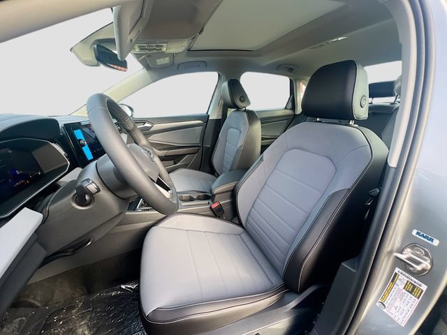 New 2026 Volkswagen Jetta SE FWD image 20