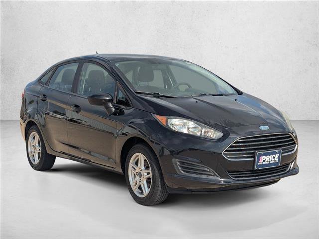Used 2017 Ford Fiesta SE FWD image 3