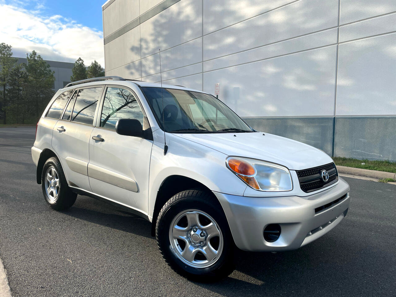 Used 2005 Toyota RAV4 4WD