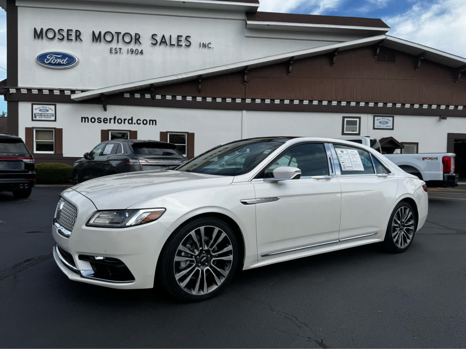 Used 2017 Lincoln Continental Select w/ Climate Package