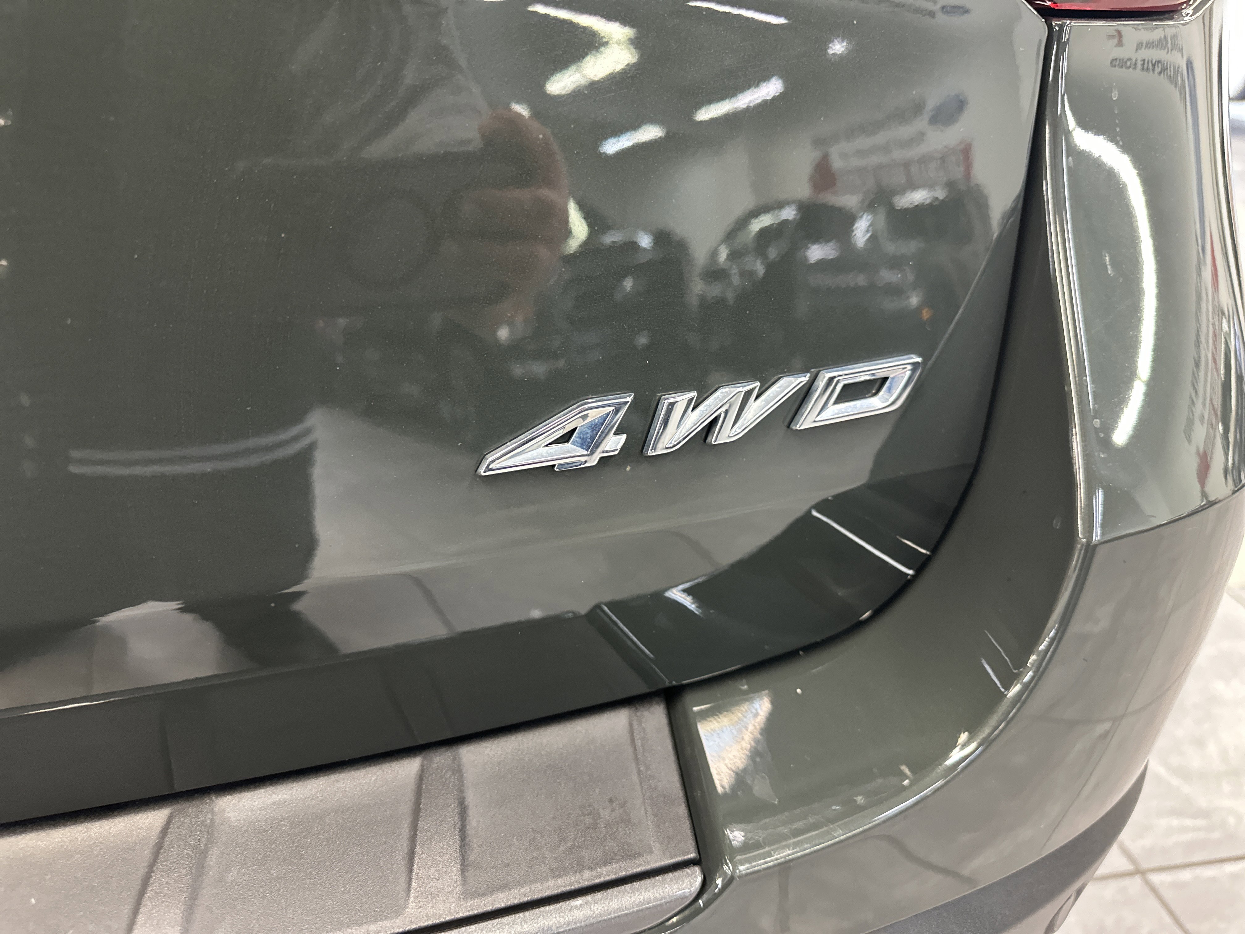 Used 2023 Ford Explorer XLT w/ Equipment Group 202A image 11